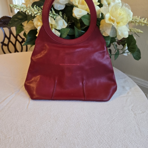 United Colors Of Benetton Handbags - United Colors Of Benetton Burgundy Red Mini Circle-Handle Leather Bag 12x13.5